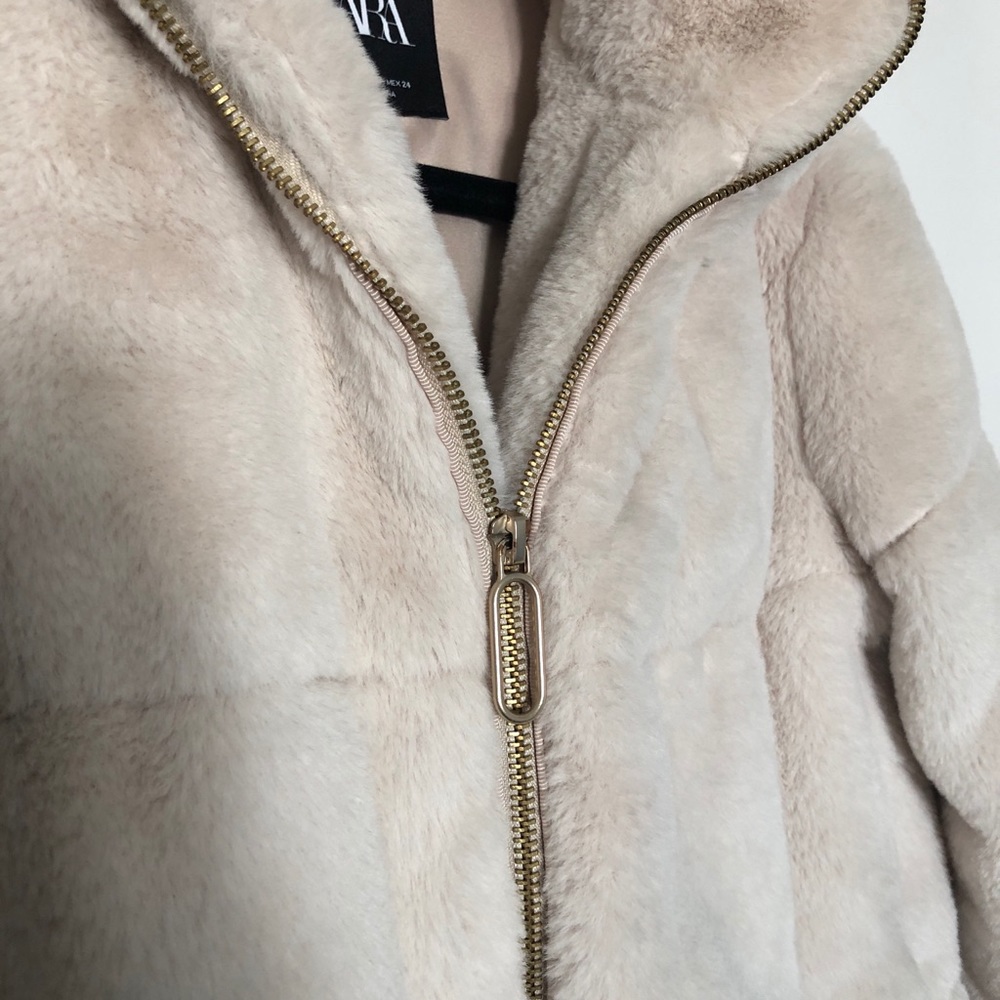 Zara Faux Fur Coat - Picture 3 of 7